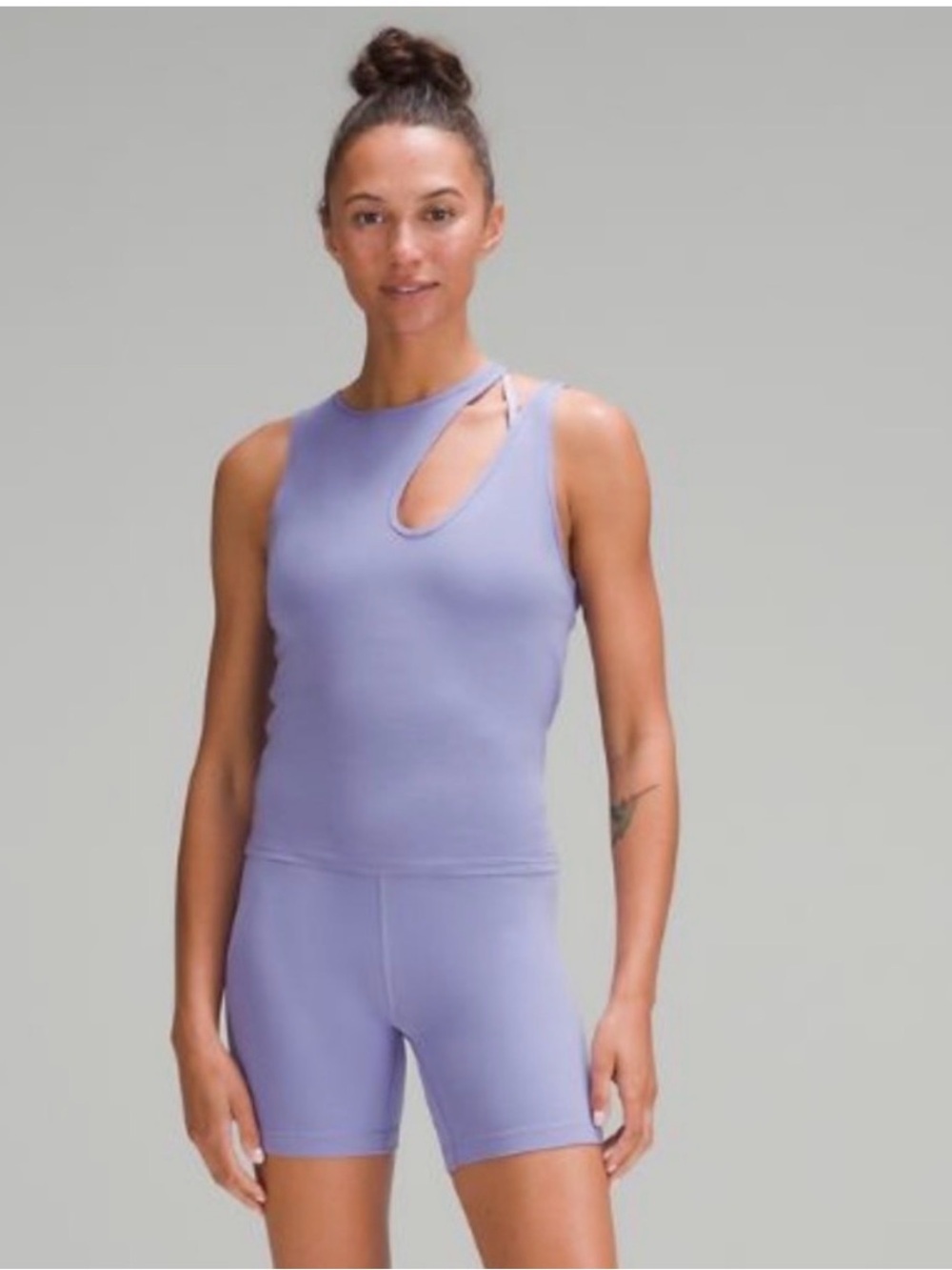 Lululemon Lilac Lavendar Cutout Athletic Shoulder Cut Out Yoga Tank Top